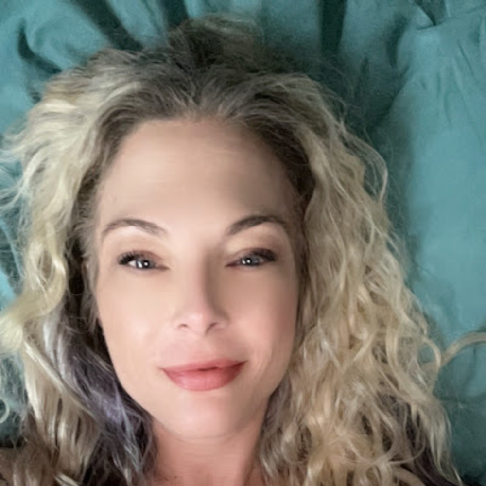 Meet your Posher, Angie